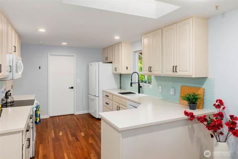 7419 NE 145th Street Kirkland WA 98034