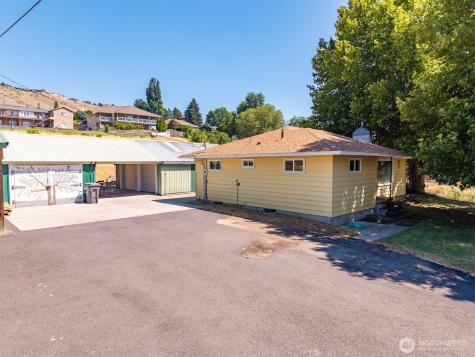 2731 Sunset Highway East Wenatchee WA 98802
