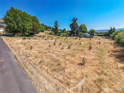 2731 Sunset Highway East Wenatchee WA 98802