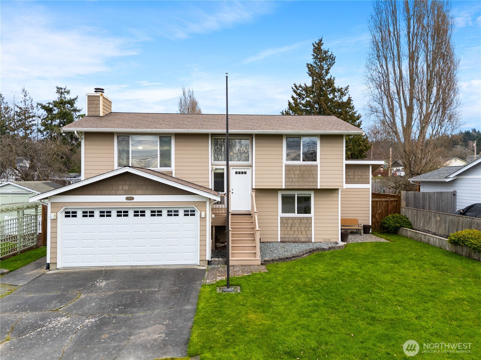 809 NE Perkins Street Coupeville WA 98239