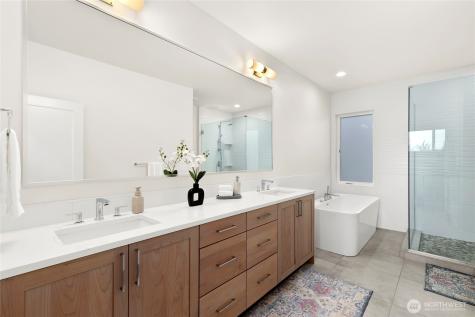 13017 NE 113th Street Kirkland WA 98033