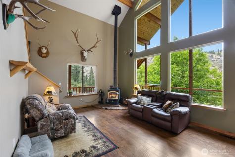 11125 Entiat River Road Entiat WA 98822