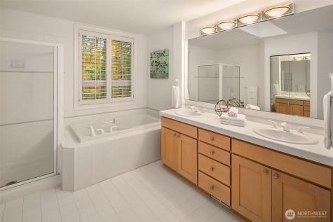 45703 SE 139th Place North Bend WA 98045