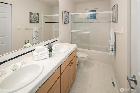 45703 SE 139th Place North Bend WA 98045