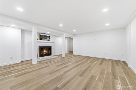 10825 Marine View Drive SW Seattle WA 98146