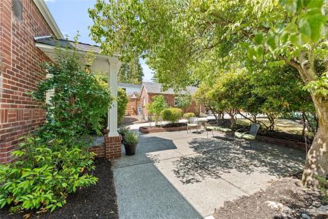 10825 Marine View Drive SW Seattle WA 98146