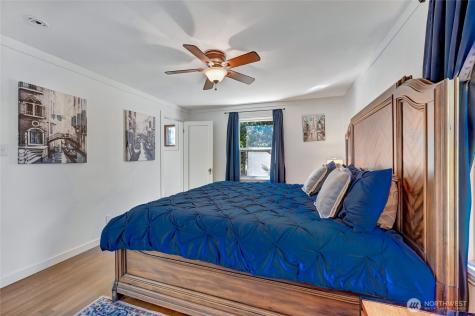 10825 Marine View Drive SW Seattle WA 98146