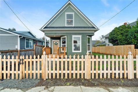 915 Eklund Avenue Hoquiam WA 98550