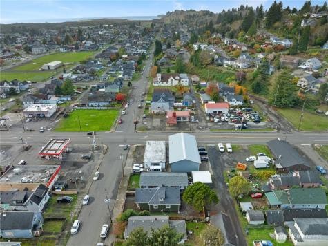 915 Eklund Avenue Hoquiam WA 98550
