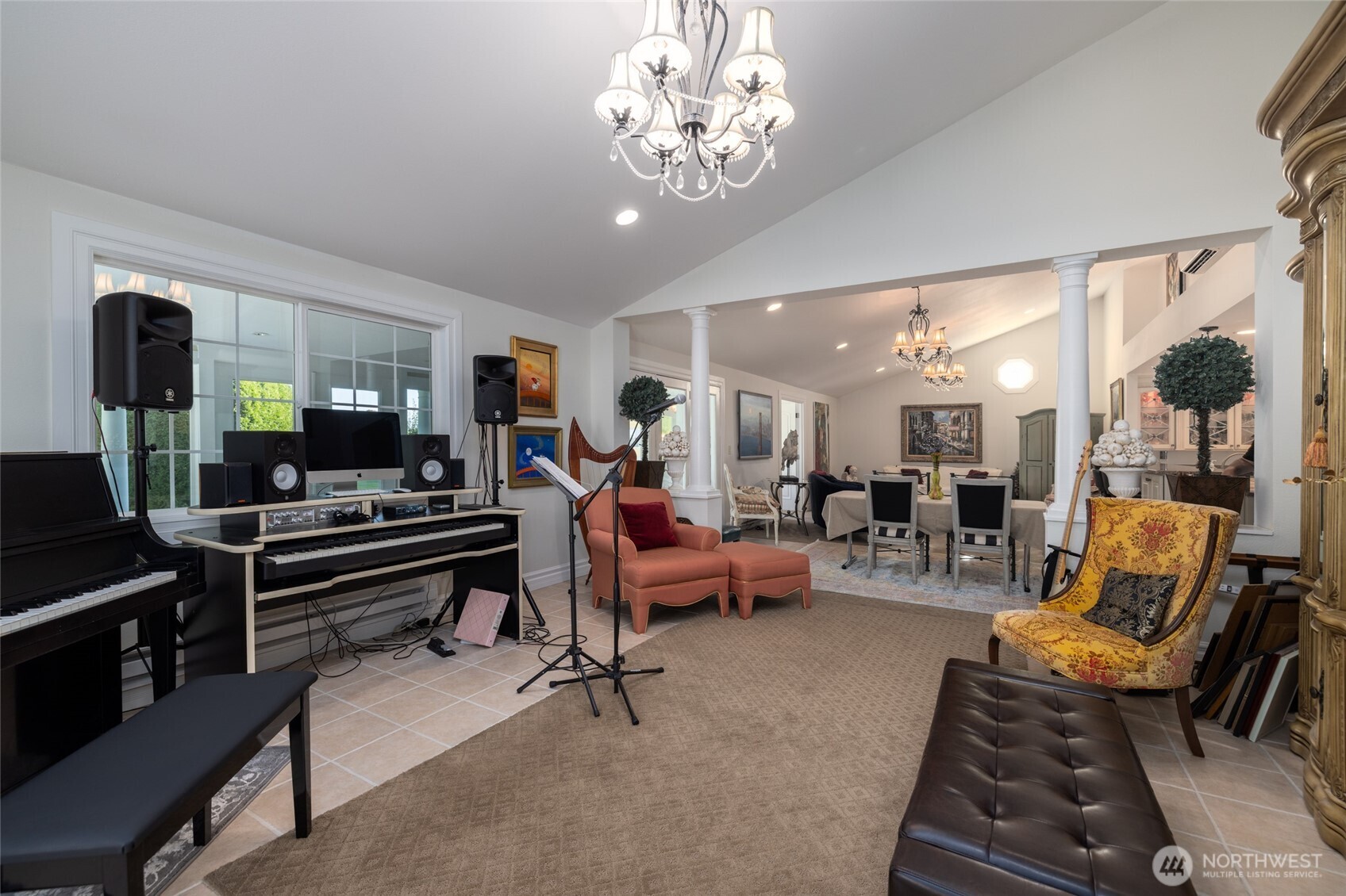 733 Maple Avenue La Conner WA 98257