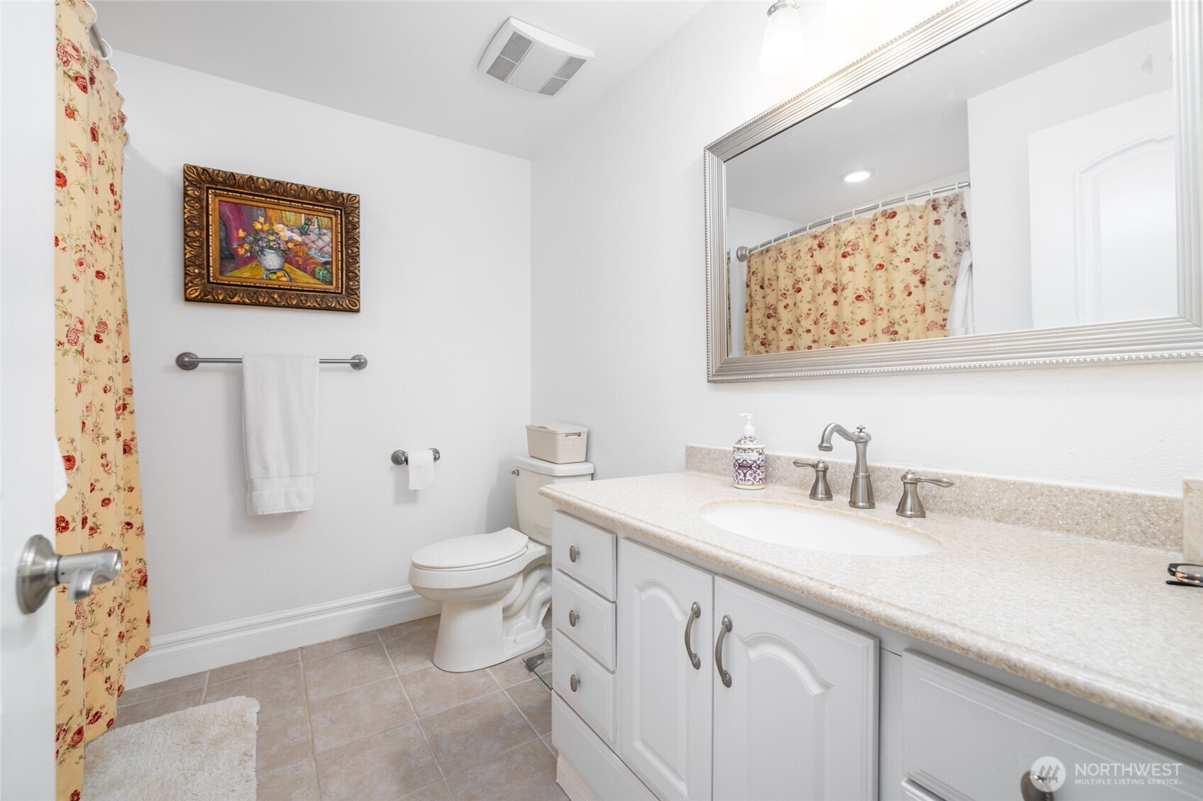 733 Maple Avenue La Conner WA 98257
