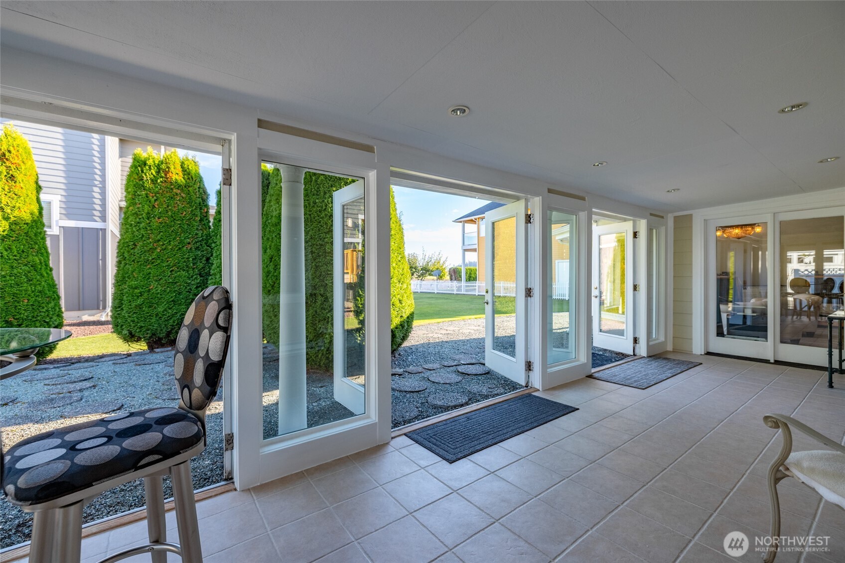 733 Maple Avenue La Conner WA 98257