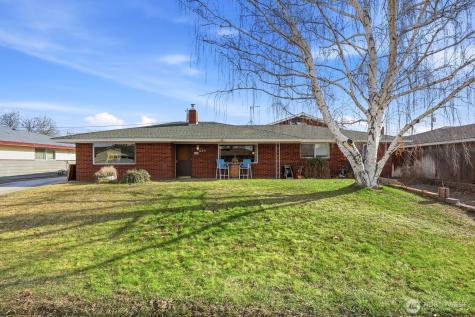 609 N 38th Street Yakima WA 98901