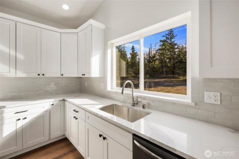 2218 Corsair Lane Oak Harbor WA 98277