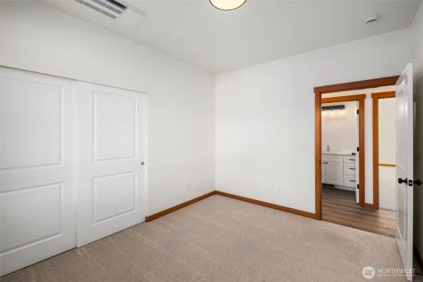 2218 Corsair Lane Oak Harbor WA 98277