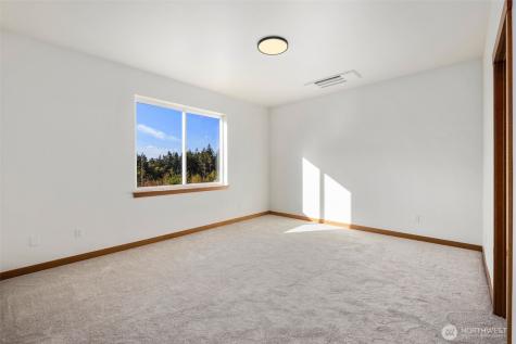 2218 Corsair Lane Oak Harbor WA 98277