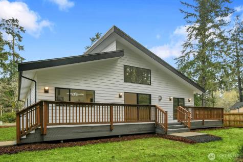 159 Duck Lake Drive SE Ocean Shores WA 98569