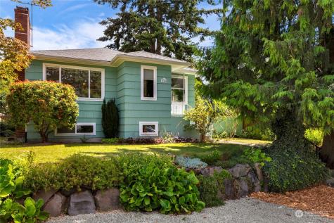 11208 Evanston Avenue N Seattle WA 98133