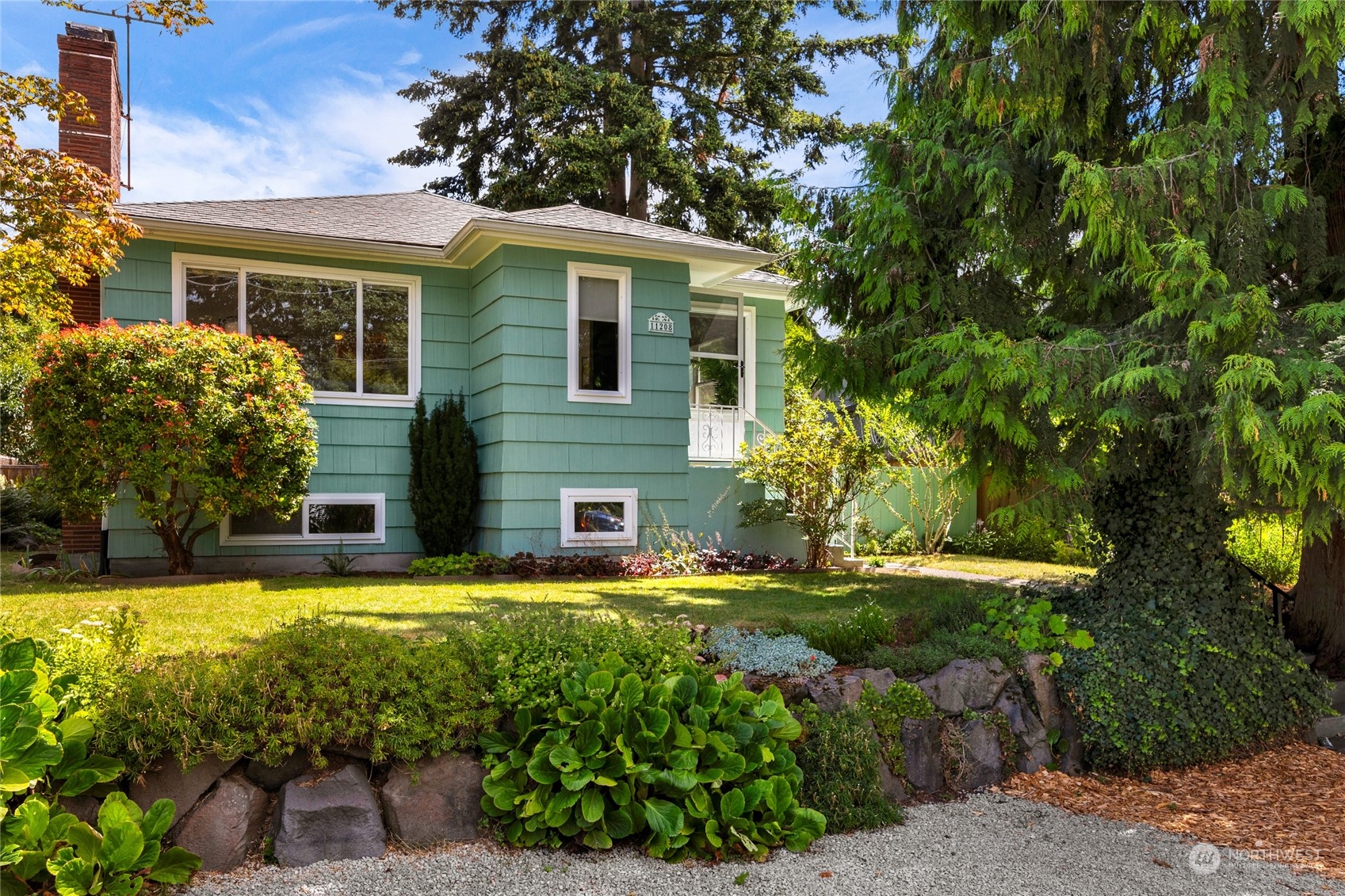 11208 Evanston Avenue N Seattle WA 98133