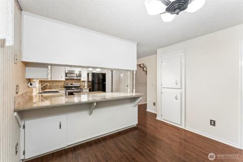 3405 26th Street SE Puyallup WA 98374