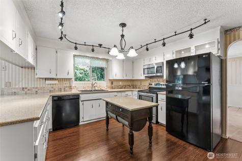 3405 26th Street SE Puyallup WA 98374