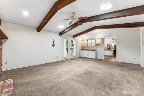 3405 26th Street SE Puyallup WA 98374