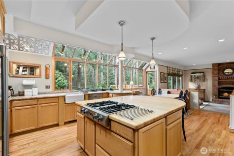 15427 178th Avenue NE Woodinville WA 98072