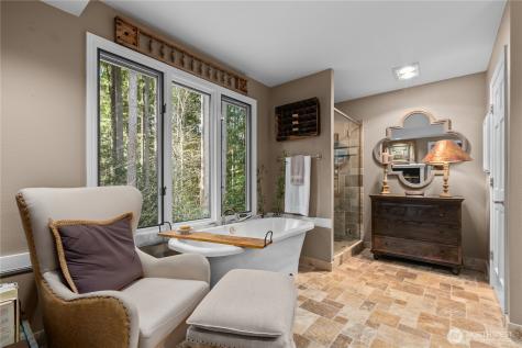 15427 178th Avenue NE Woodinville WA 98072