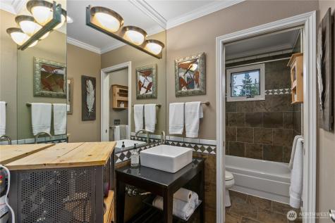 15427 178th Avenue NE Woodinville WA 98072