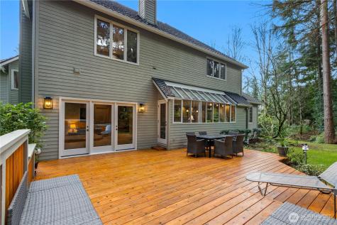 15427 178th Avenue NE Woodinville WA 98072
