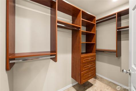4325 270th Avenue NE Redmond WA 98053