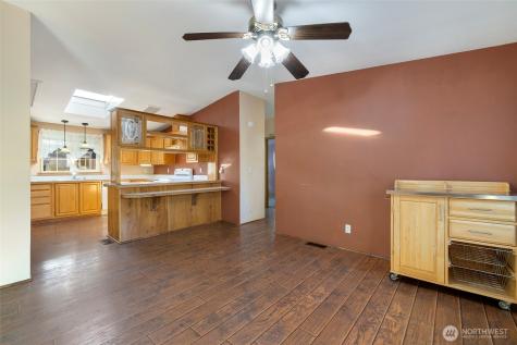 8411 15th Place SE Lake Stevens WA 98258