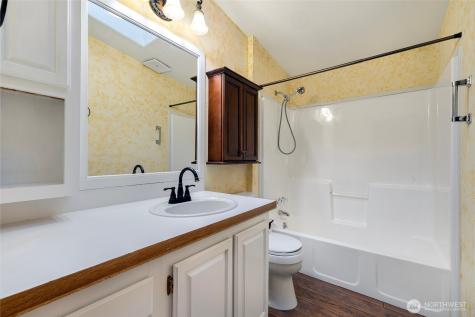 8411 15th Place SE Lake Stevens WA 98258