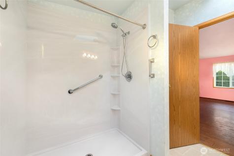 8411 15th Place SE Lake Stevens WA 98258