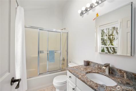 43 Mckenzie Lane Port Ludlow WA 98365