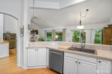 43 Mckenzie Lane Port Ludlow WA 98365