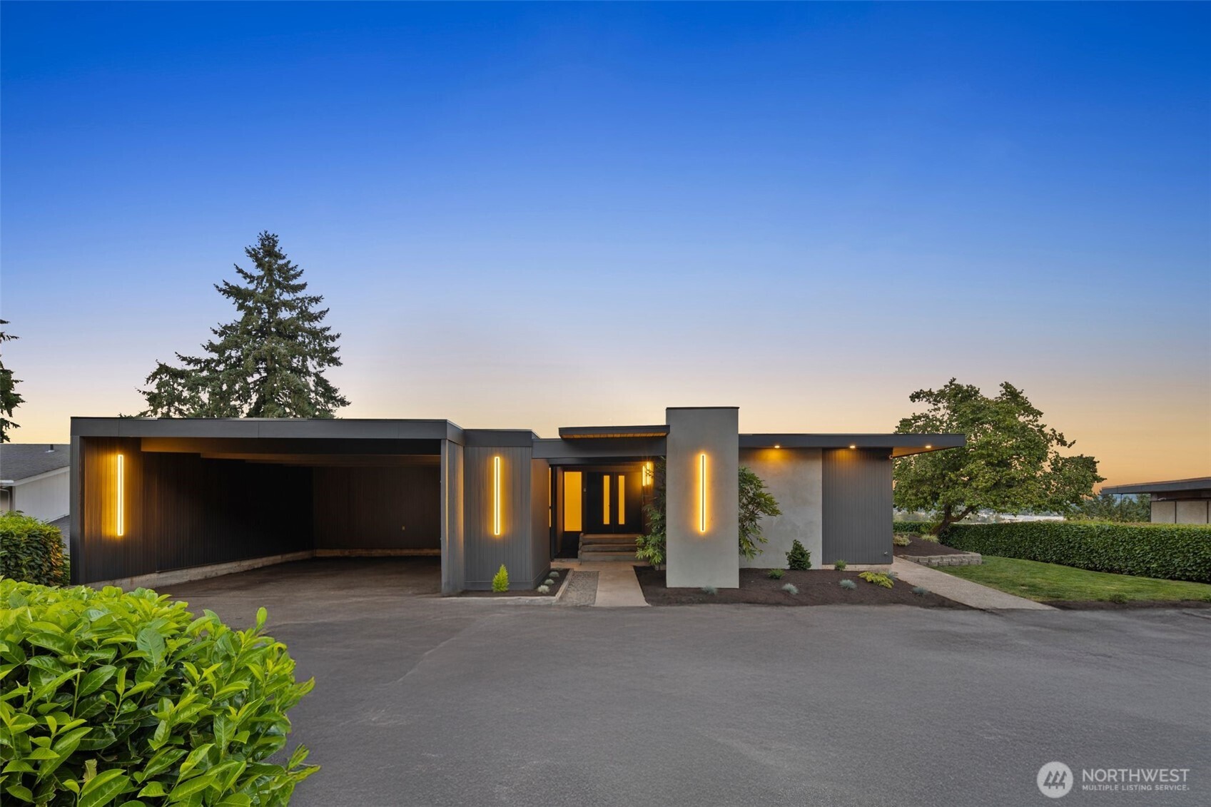 212 Hi Crest Drive Auburn WA 98001