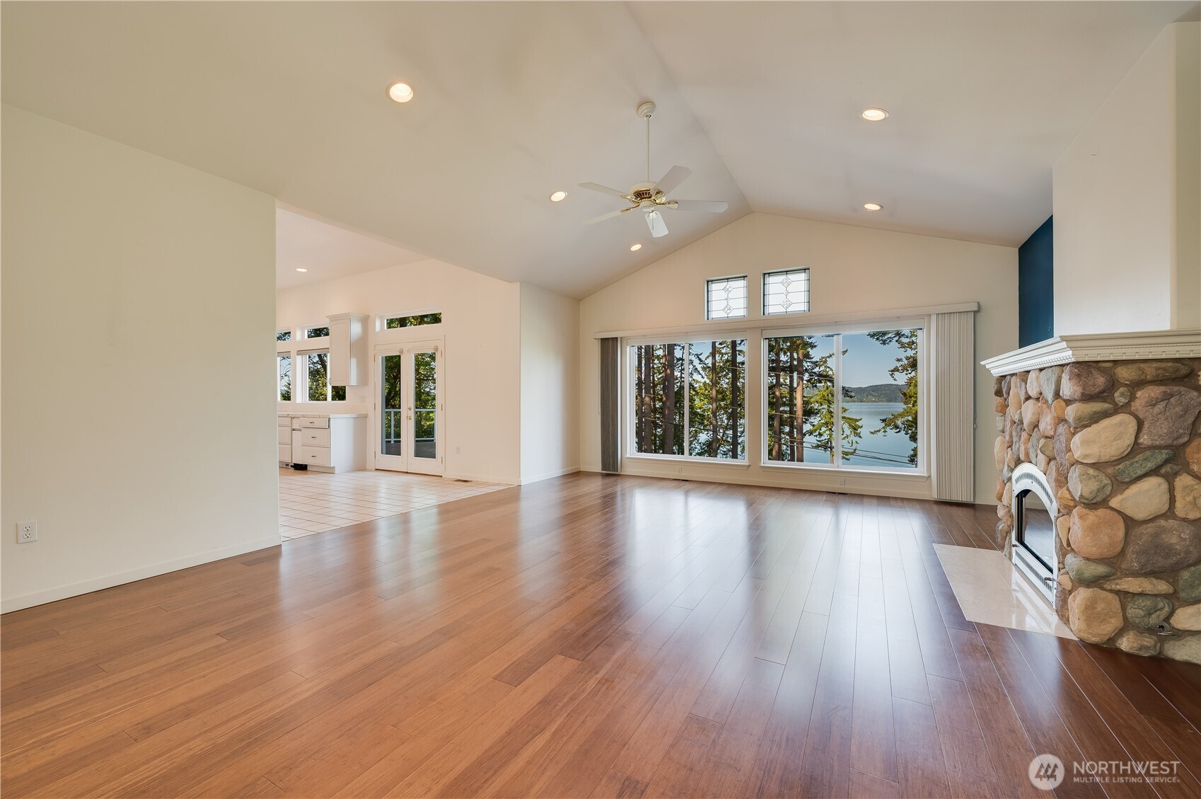 17340 Maple Lane La Conner WA 98257