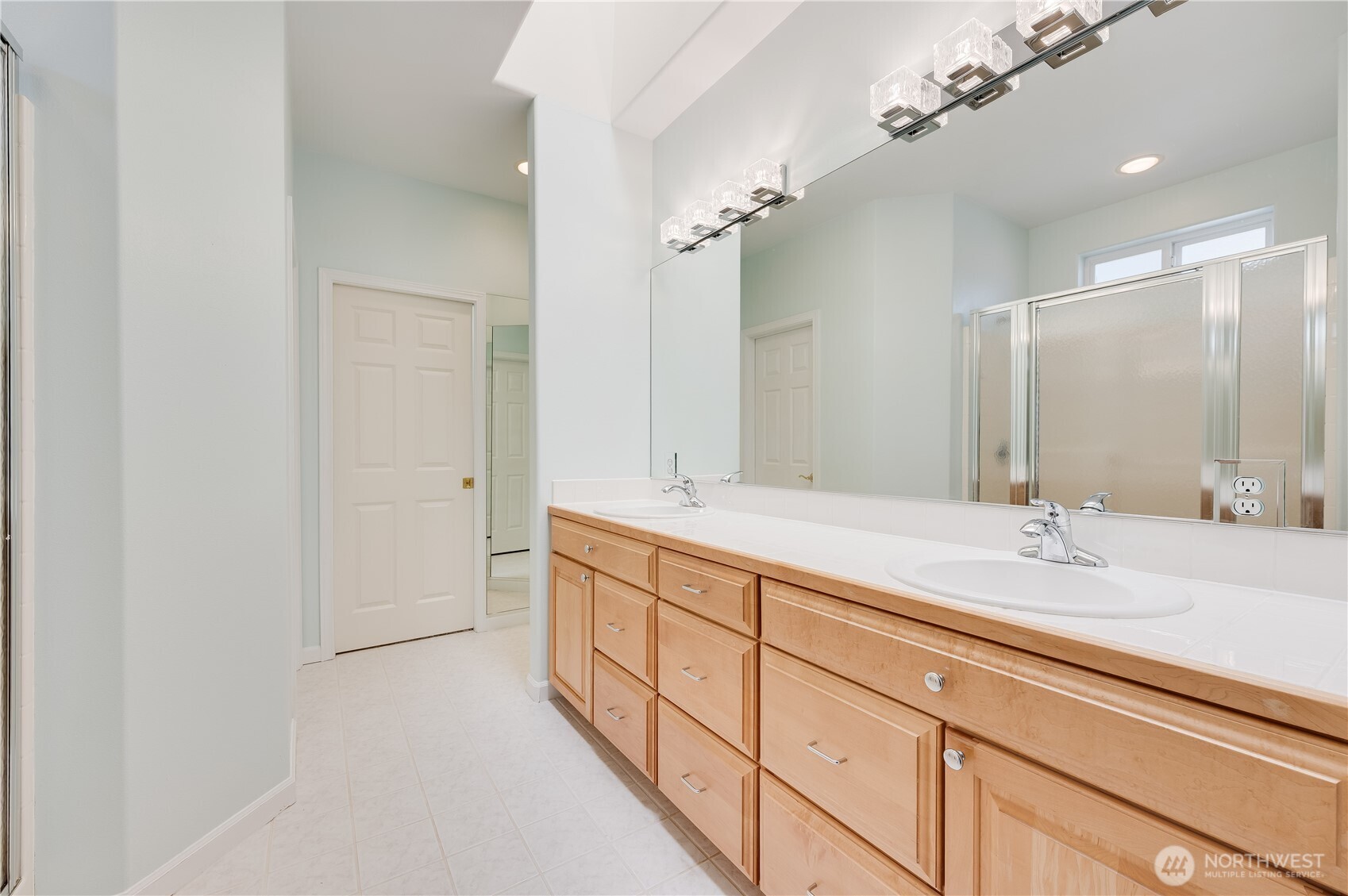 17340 Maple Lane La Conner WA 98257