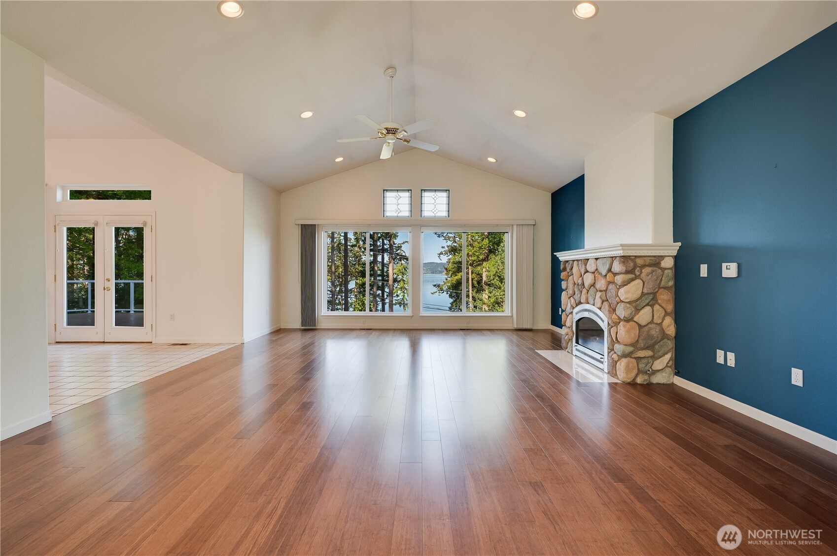 17340 Maple Lane La Conner WA 98257