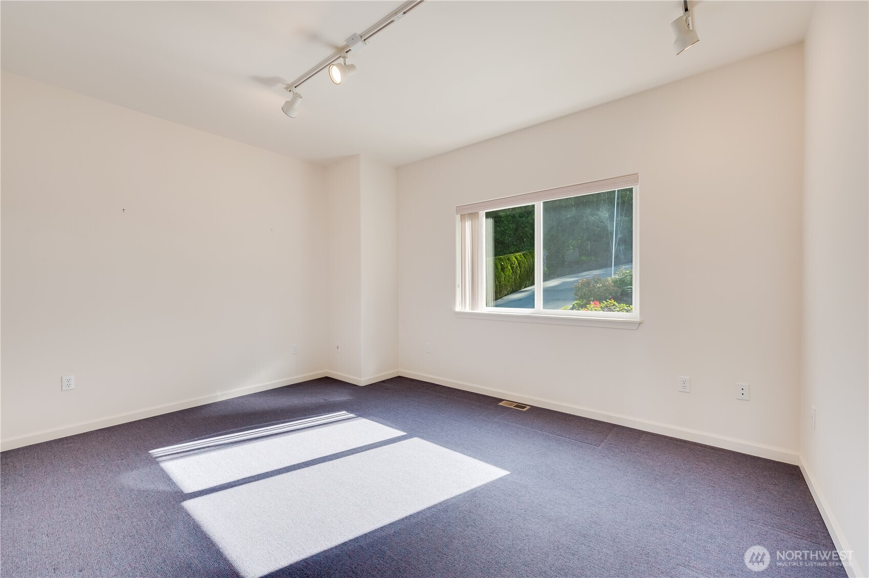 17340 Maple Lane La Conner WA 98257