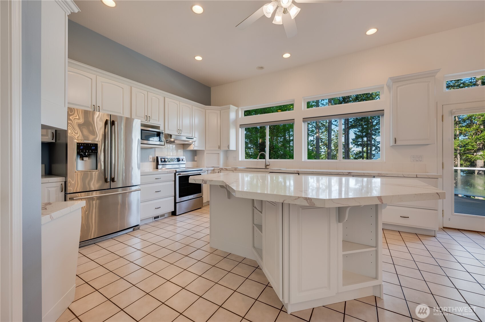17340 Maple Lane La Conner WA 98257