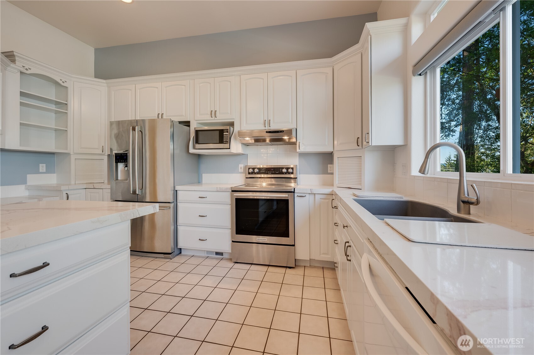 17340 Maple Lane La Conner WA 98257