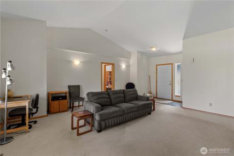 40 Mclallen Lane Manson WA 98831