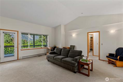 40 Mclallen Lane Manson WA 98831