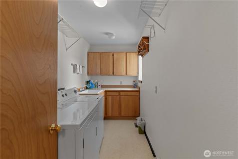 40 Mclallen Lane Manson WA 98831