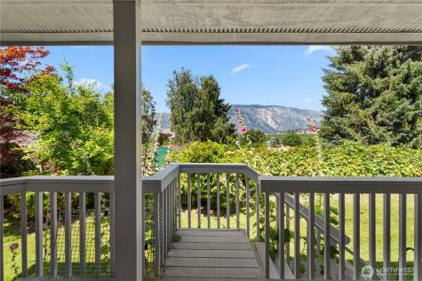 40 Mclallen Lane Manson WA 98831