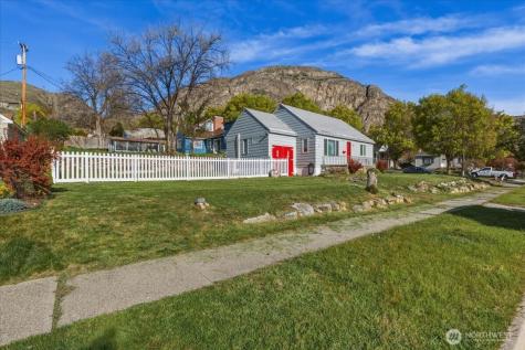 210 Stevens Avenue Coulee Dam WA 99116