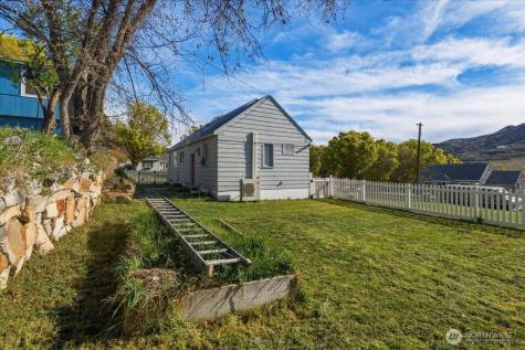 210 Stevens Avenue Coulee Dam WA 99116