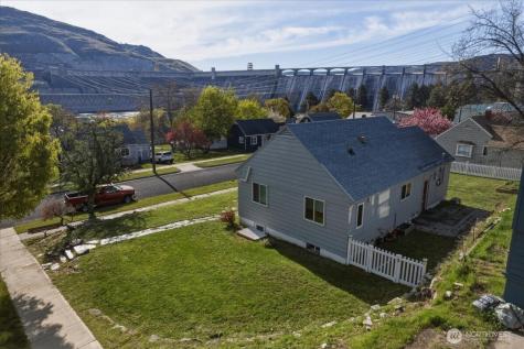210 Stevens Avenue Coulee Dam WA 99116